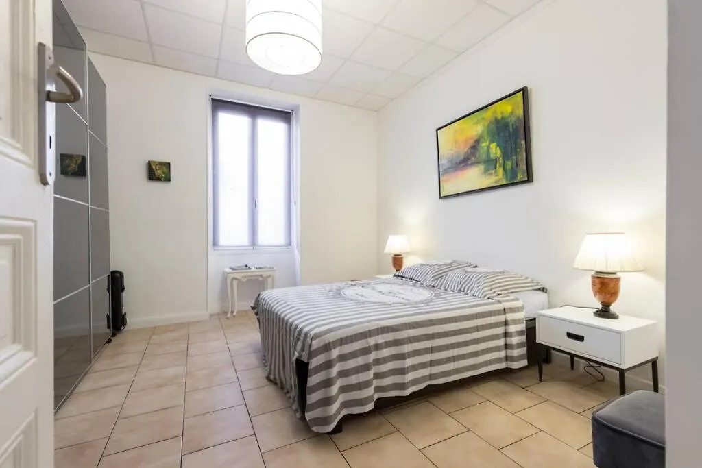 Apartment Appartement Grande Terrasse A Cote Monaco & Plage Saint-Antoine